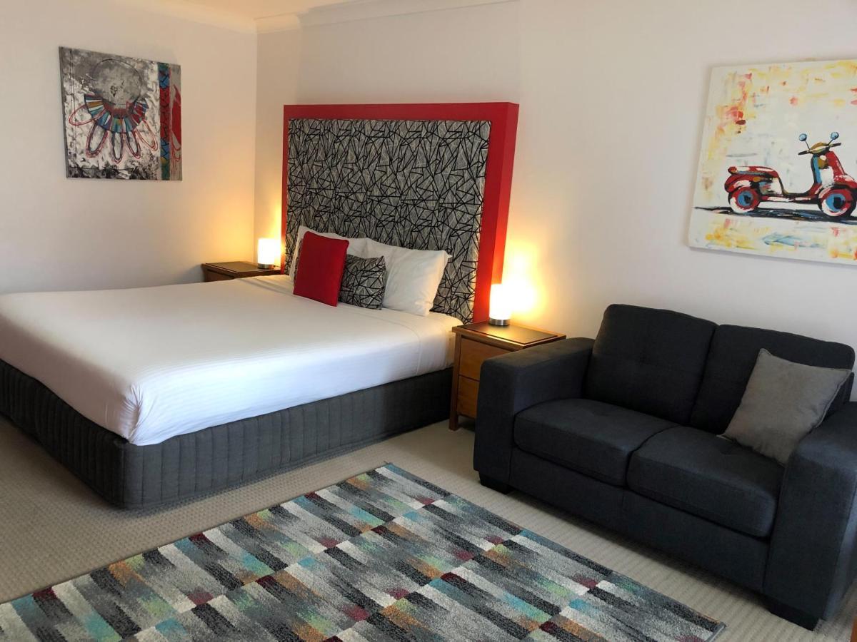 Avaleen Lodge Motor Inn Новра Екстер'єр фото