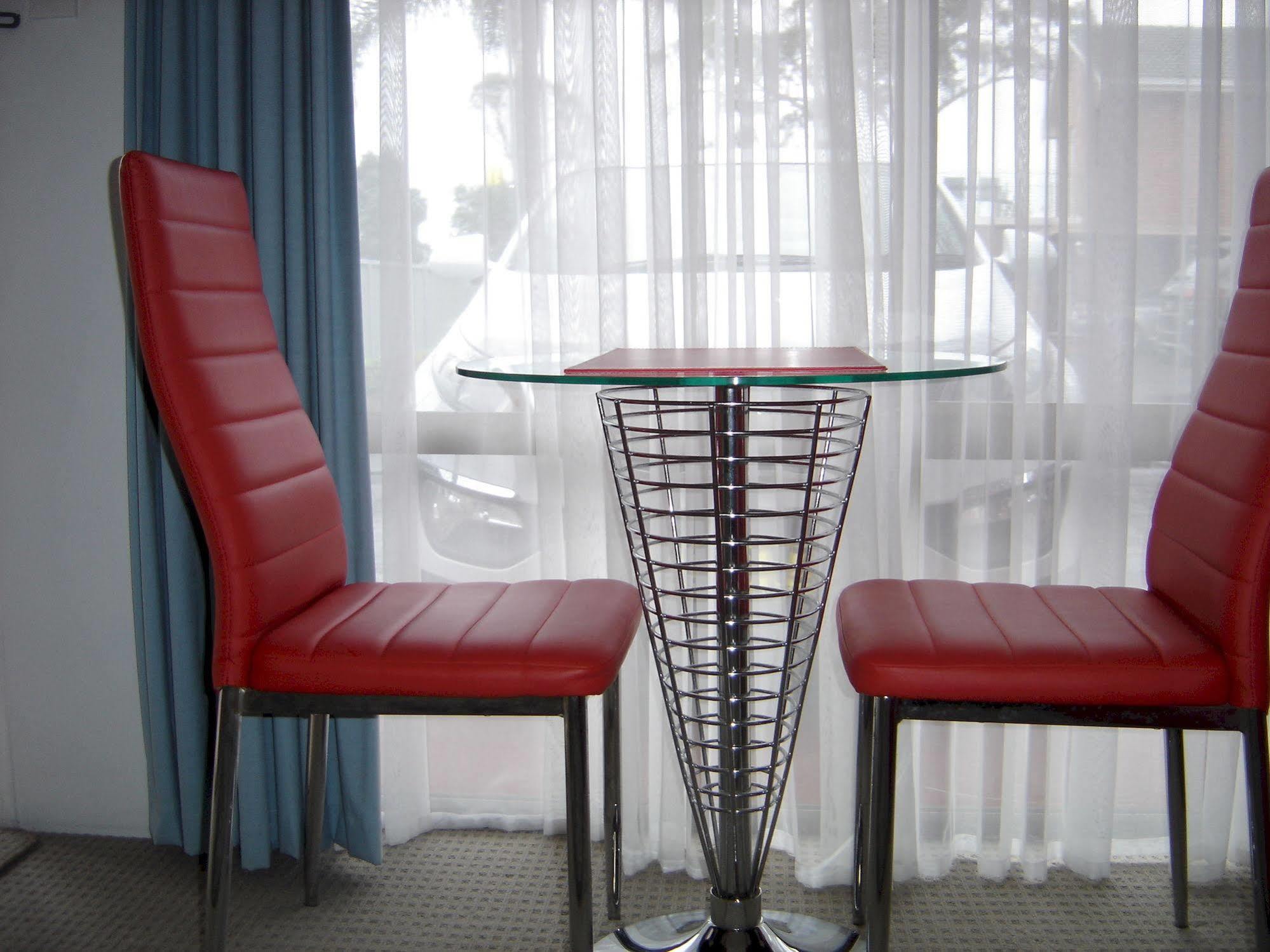 Avaleen Lodge Motor Inn Новра Екстер'єр фото