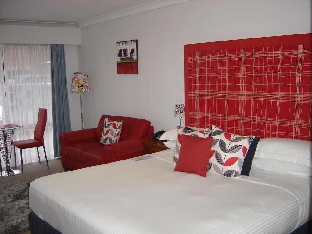 Avaleen Lodge Motor Inn Новра Екстер'єр фото